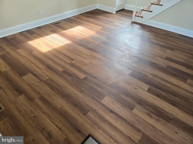 room details featuring hardwood / wood-style flooring