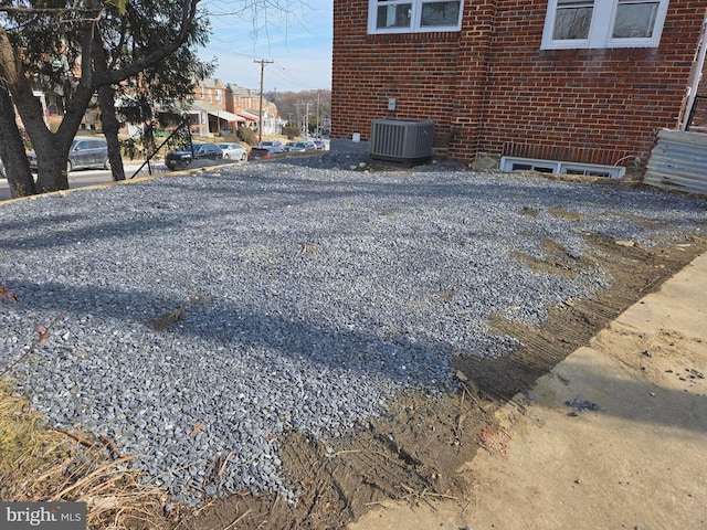 view of yard featuring central AC unit