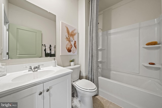 full bathroom featuring vanity, toilet, and shower / tub combo with curtain