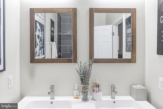 bathroom featuring a sink