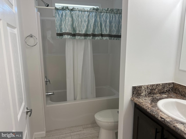 1355 Connecticut Ave, Hagerstown, MD 21740 - bathroom with toilet, shower / bath combo with shower curtain, vanity, and wood finished floors