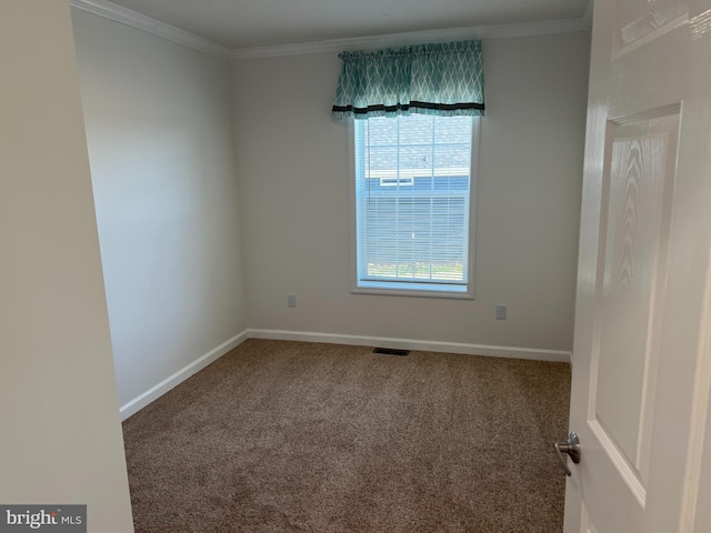 1355 Connecticut Ave, Hagerstown, MD 21740 - carpeted spare room with ornamental molding, baseboards, and visible vents