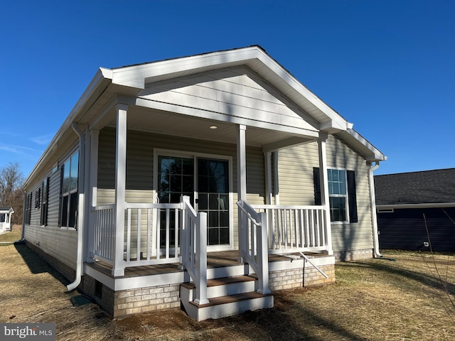 view of front of property with covered porch