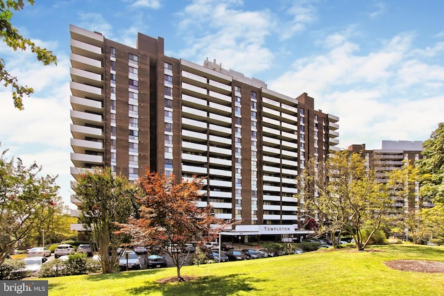 view of building exterior