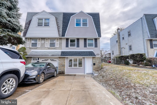 view of front facade with a garage