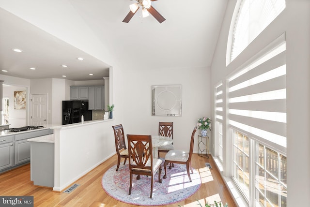 sitting room featuring ceiling fan, light wood finished floors, visible vents, and recessed lighting