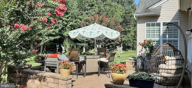 view of patio featuring outdoor lounge area