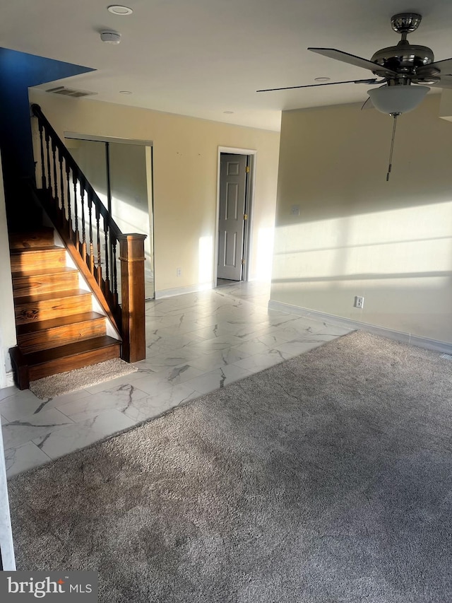 empty room with ceiling fan