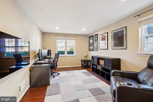 home office with baseboards, visible vents, wood finished floors, and recessed lighting