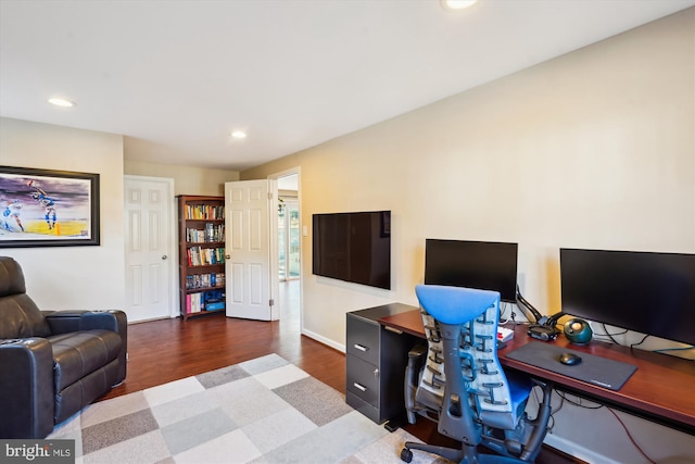 home office featuring recessed lighting, baseboards, and wood finished floors