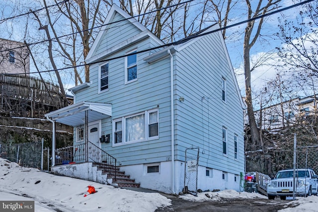 view of front of home