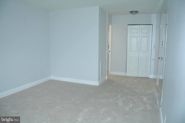 5340 Holmes Run Pkwy Unit 101, Alexandria, VA 22304 - carpeted empty room with baseboards
