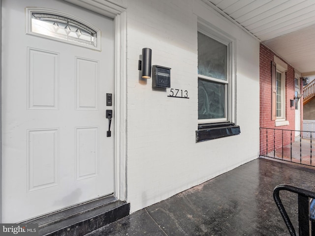 view of property entrance