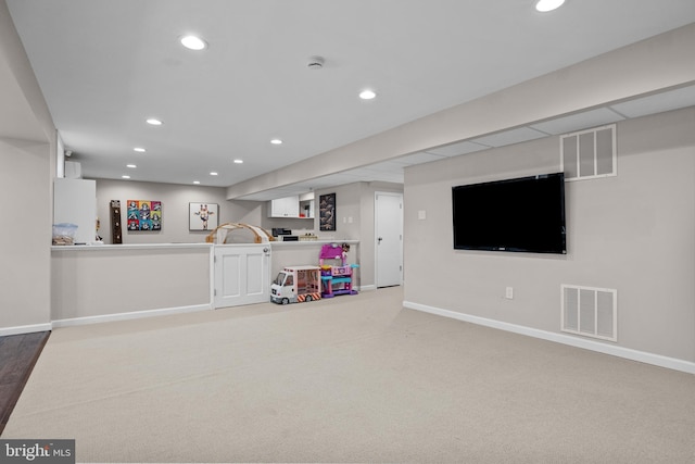 playroom featuring baseboards, visible vents, and recessed lighting