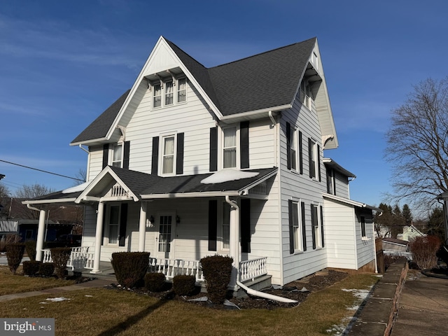 view of front of property with covered porch