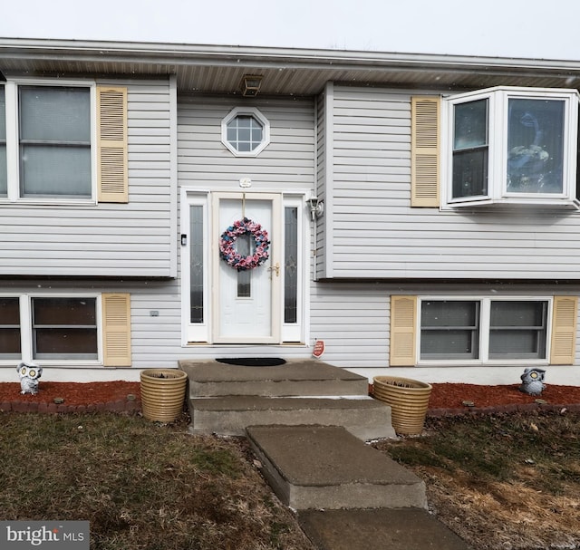 view of front of house