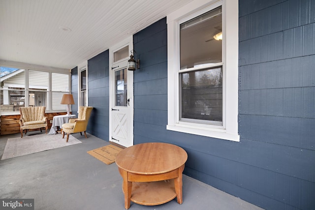 view of patio / terrace with covered porch