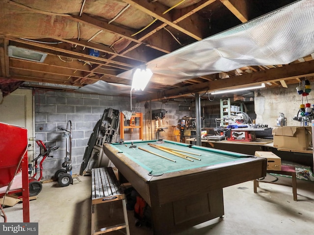 game room featuring concrete flooring and billiards