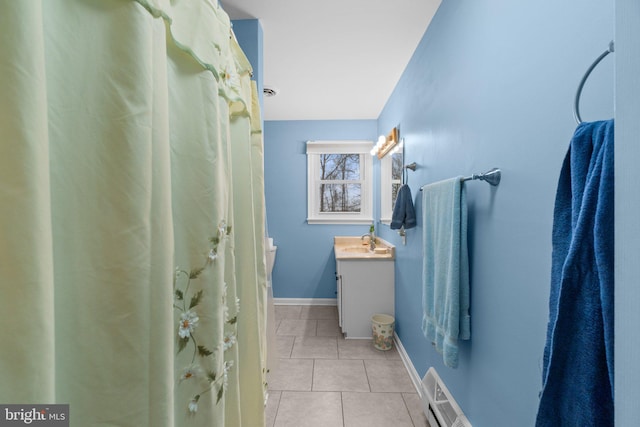 full bath featuring visible vents, toilet, vanity, tile patterned flooring, and baseboards