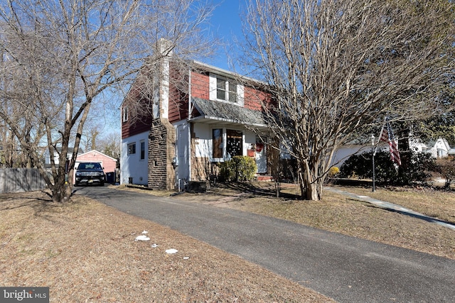 view of front of property