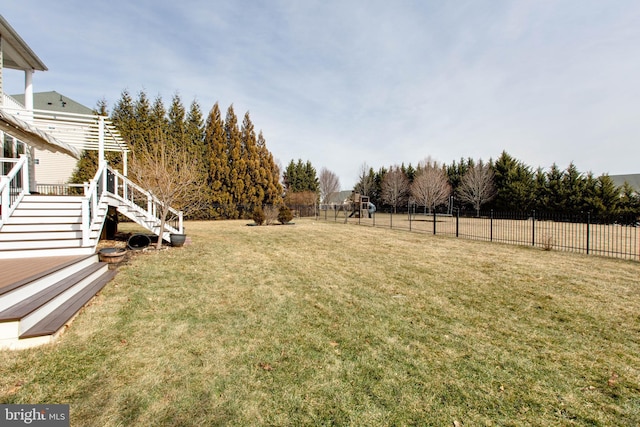 view of yard with a pergola