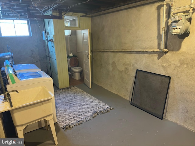 basement featuring washer and dryer