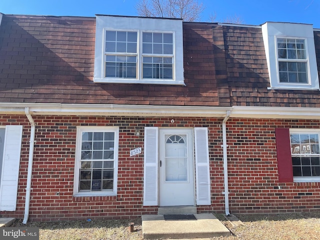 view of front of property