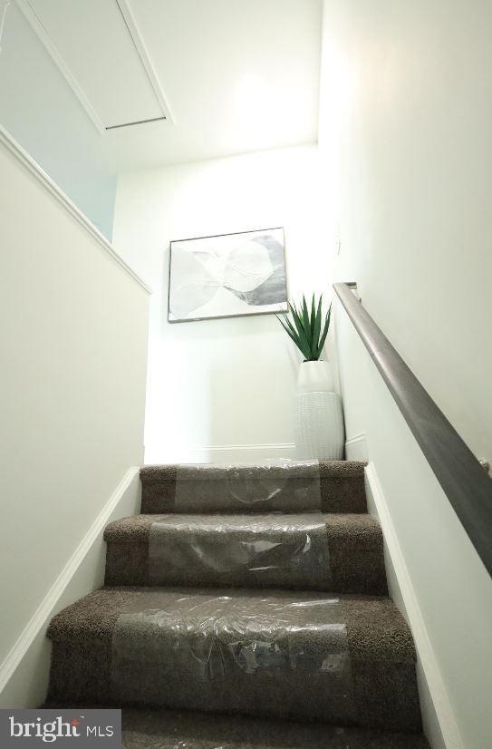 3324 N Market St, Wilmington, DE 19802 - stairway with attic access