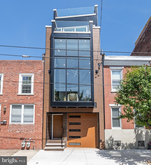 view of front of house featuring an attached garage