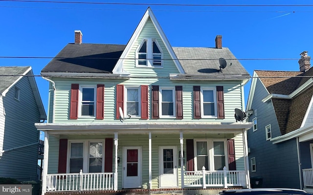 view of front of house featuring covered porch