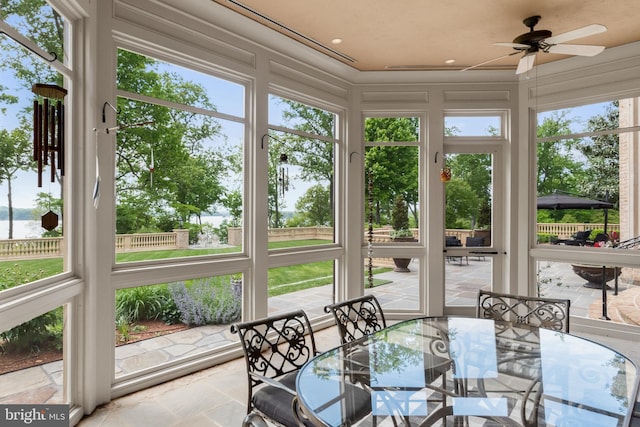 938 Old County Rd, Severna Park, MD 21146 - view of sunroom / solarium