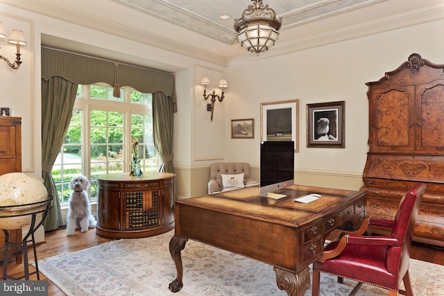 938 Old County Rd, Severna Park, MD 21146 - office space with ornamental molding and wood finished floors