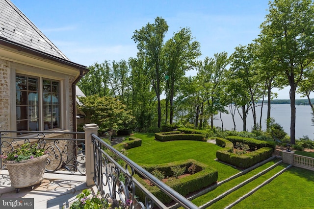 938 Old County Rd, Severna Park, MD 21146 - balcony with a water view
