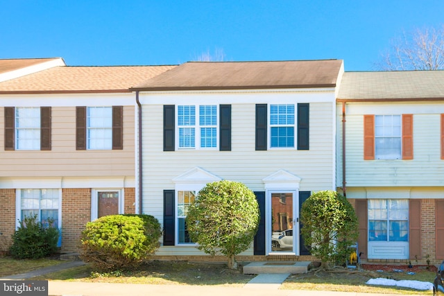 view of townhome / multi-family property