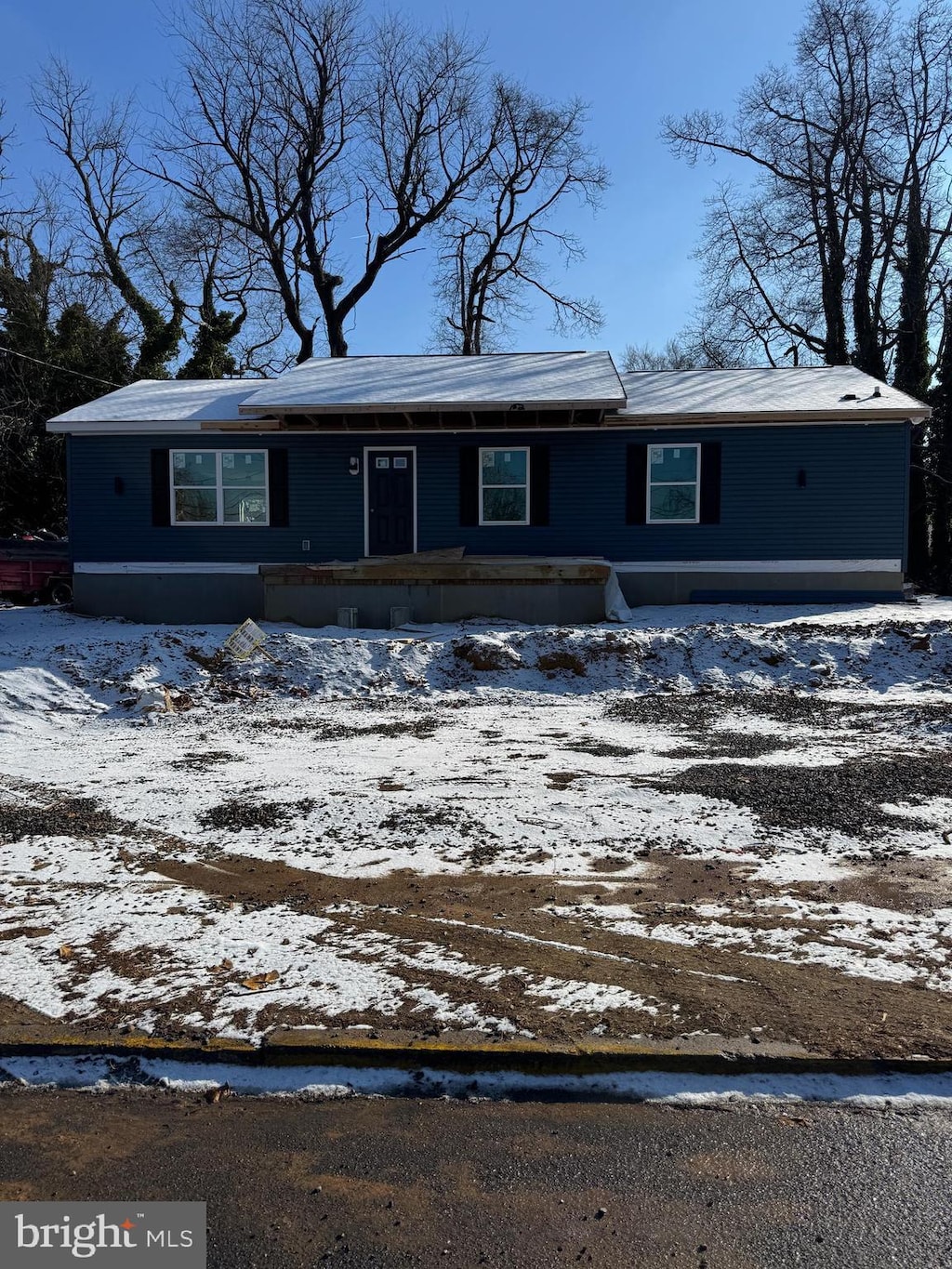 1130 Parkside Ave, Ewing, NJ 08618 - view of front of home