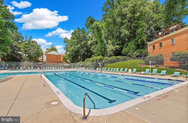 pool with fence