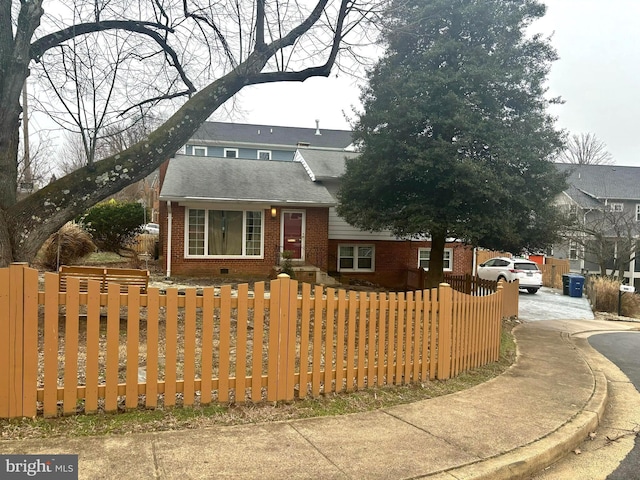 view of front of property