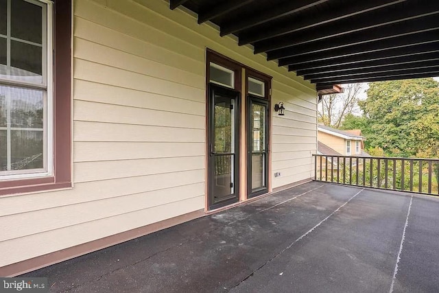 view of patio / terrace featuring covered porch