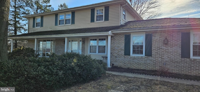 view of front facade with covered porch