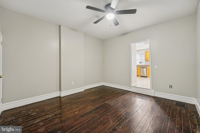 empty room featuring ceiling fan and wood-type flooring