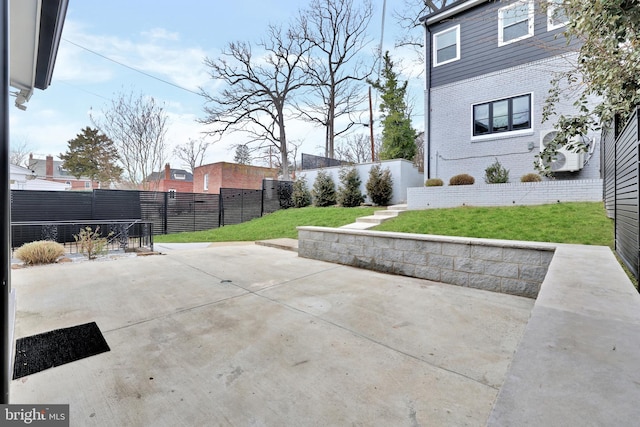 exterior space featuring a fenced backyard