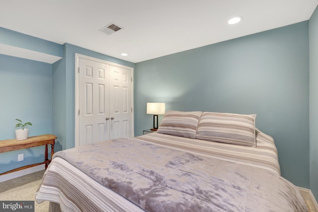 bedroom featuring a closet