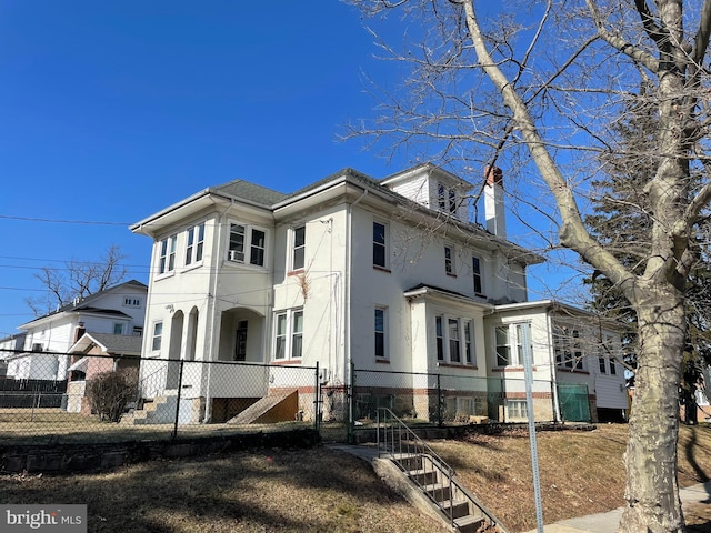 view of front of property