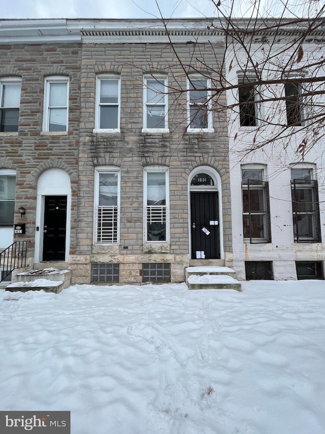 view of townhome / multi-family property