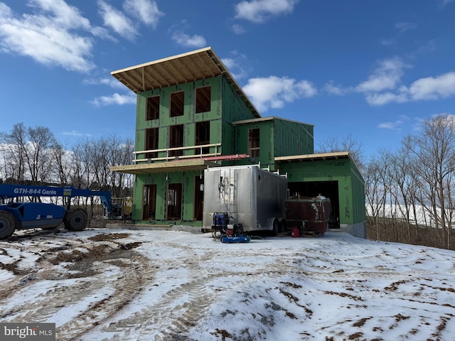 exterior space featuring an outdoor structure