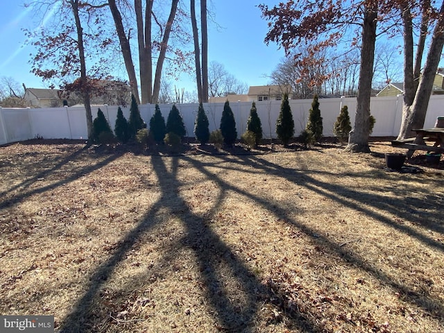 view of yard featuring fence