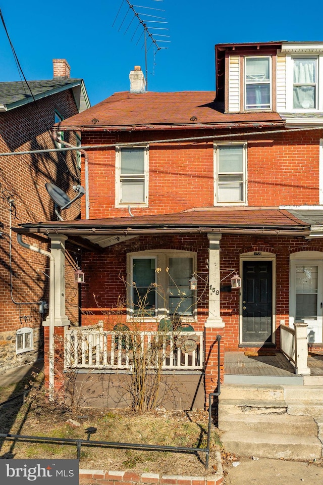 view of front of property with a porch