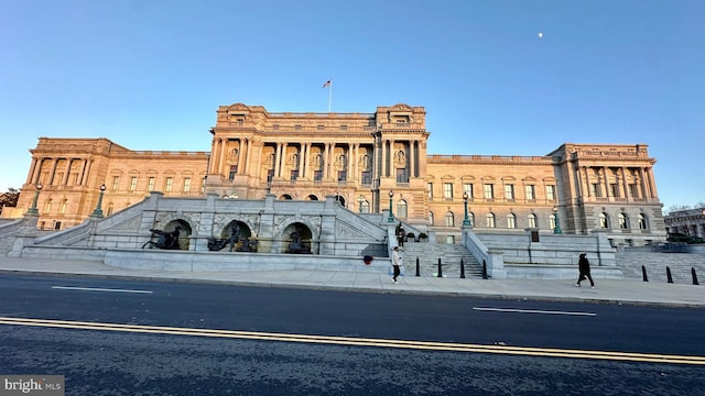 view of building exterior