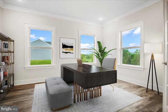 office featuring recessed lighting, crown molding, baseboards, and wood finished floors