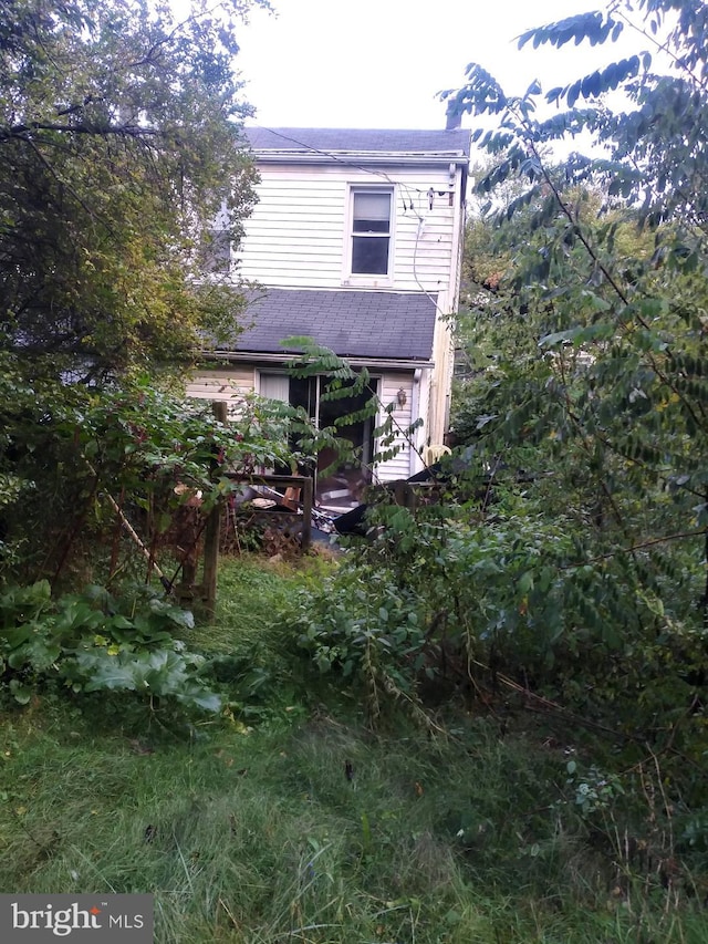 view of side of property